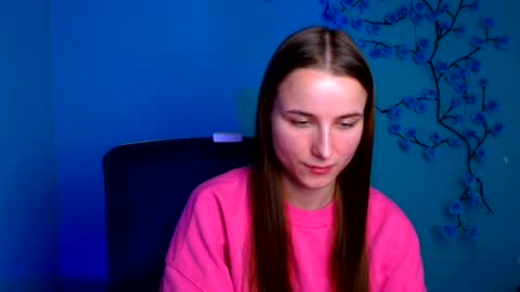 Snapshot of milly_liss chatting on July 20, 10:50 am Milly online show from July 20, 10:50 am