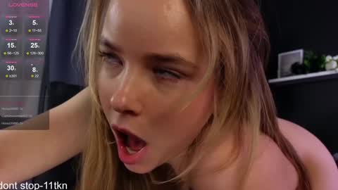 Snapshot of milly_shy chatting on December 16, 10:40 am Milly online show from December 16, 10:40 am