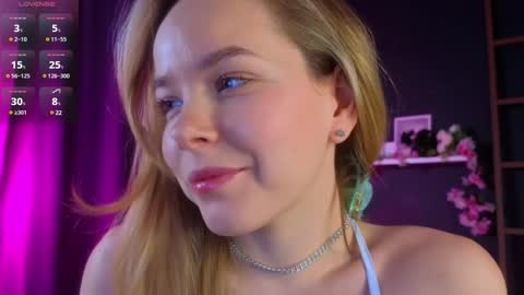 Snapshot of milly_shy chatting on January 19, 2:28 pm Milly online show from January 19, 2:28 pm