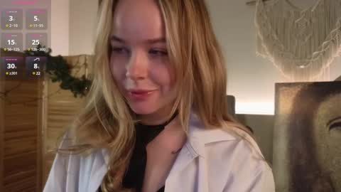 Snapshot of milly_shy chatting on January 31, 6:57 am Milly online show from January 31, 6:57 am