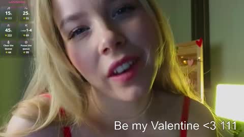 Snapshot of milly_shy chatting on February 14, 7:07 am Milly online show from February 14, 7:07 am