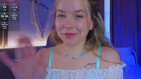 Snapshot of milly_shy chatting on October 24, 6:54 am Milly online show from October 24, 6:54 am