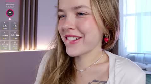 Milly    online show from March 24, 6:51 am