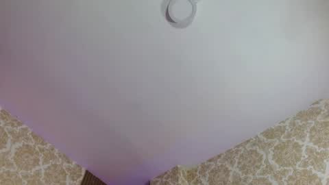 milo_tay1 online show from March 30, 2:34 am