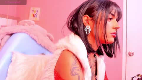 milu_carbajal_x online show from April 11, 4:28 am