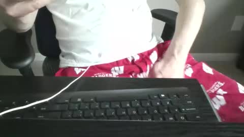 milwaukeebadger24 online show from March 15, 8:15 pm