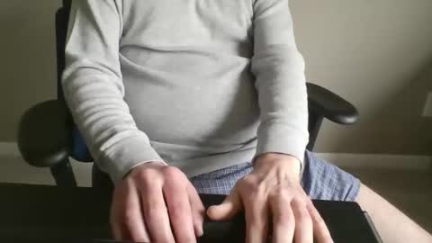 milwaukeebadger24 online show from April 4, 3:53 pm