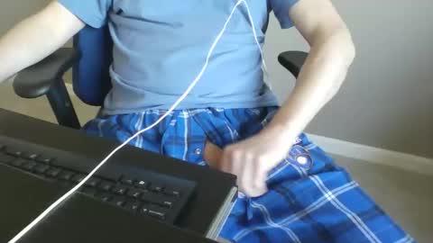 milwaukeebadger24 online show from April 25, 3:42 pm