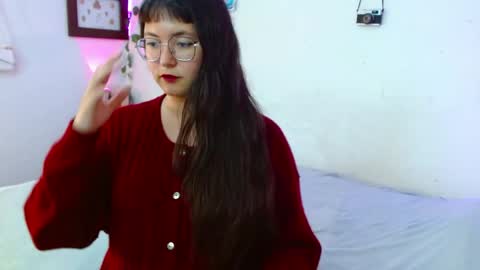 mily_baker online show from May 25, 1:11 am