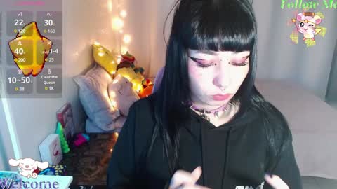 mily_milk_ online show from January 15, 9:24 am