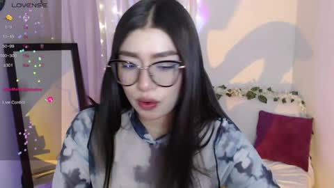 Mily online show from April 5, 10:18 pm