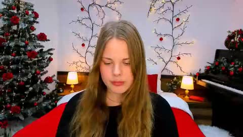 Kelly online show from December 5, 12:44 pm