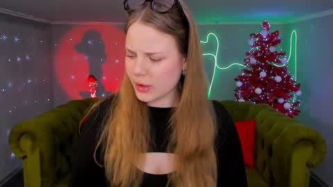 Kelly online show from January 25, 5:07 am