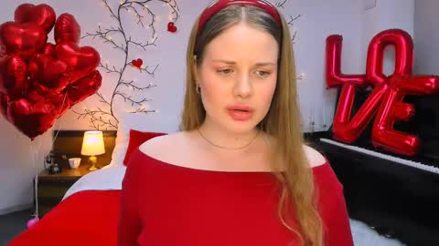 Kelly online show from February 12, 4:00 pm