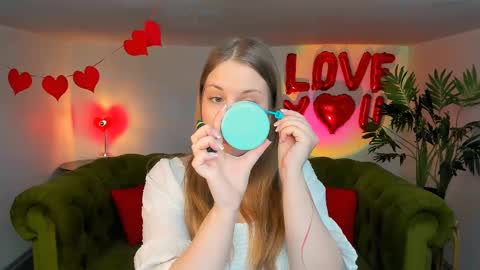 Kelly online show from March 11, 6:10 am