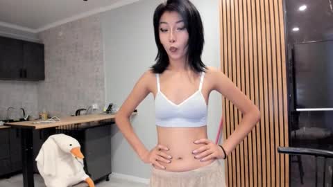 Snapshot of mimicherryy chatting on September 11, 3:06 am Kiko online show from September 11, 3:06 am