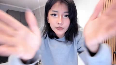 Snapshot of mimicherryy chatting on September 12, 3:50 am Kiko online show from September 12, 3:50 am