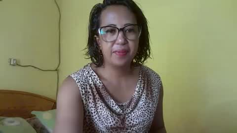 Snapshot of mimisou513 chatting on January 21, 6:43 am misou online show from January 21, 6:43 am