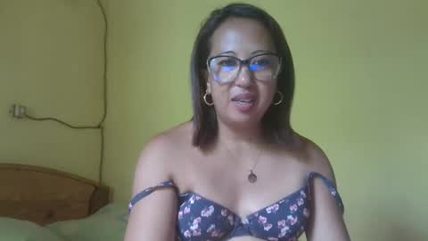 Snapshot of mimisou513 chatting on November 8, 7:52 am misou online show from November 8, 7:52 am