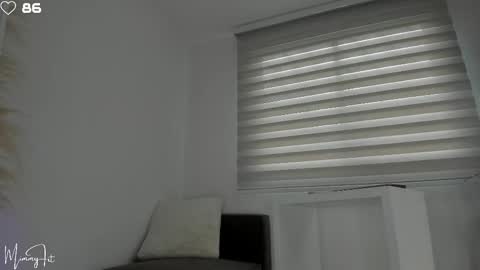 Snapshot of mimmyfit1 chatting on February 21, 8:16 pm mimmyfit1 online show from February 21, 8:16 pm