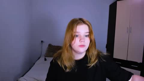 hi Im Mina  online show from December 20, 1:45 am