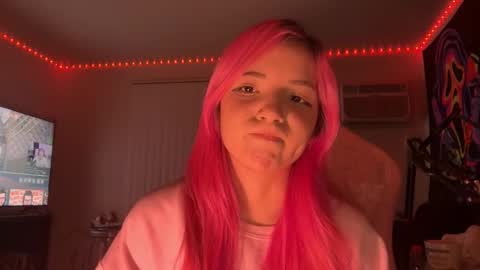 Snapshot of minaisnever chatting on March 4, 7:14 am Mina online show from March 4, 7:14 am