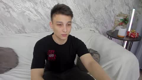 Snapshot of minato_kono chatting on January 14, 12:14 pm minato_kono online show from January 14, 12:14 pm