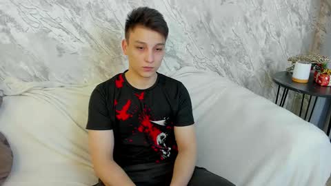 Snapshot of minato_kono chatting on January 22, 12:06 pm minato_kono online show from January 22, 12:06 pm