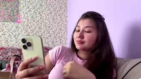 Snapshot of minavibe chatting on July 21, 9:11 am minavibe online show from July 21, 9:11 am