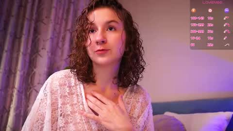 Snapshot of mind__game chatting on September 11, 6:02 am Frances  Next streams Thu Fri Sat 8am -  4pm GMT3 online show from September 11, 6:02 am