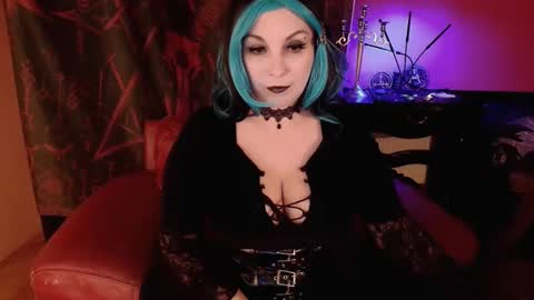 Snapshot of mindfuckwitch chatting on March 1, 12:18 pm NindfuckWitch online show from March 1, 12:18 pm