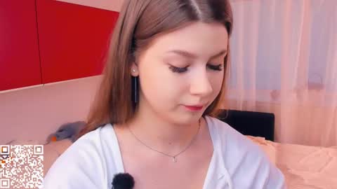 Mindi online show from November 8, 7:19 am