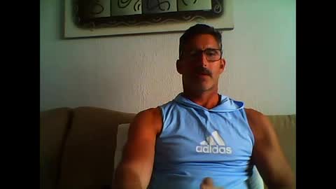 Snapshot of mindthestep chatting on February 19, 2:55 pm MIND online show from February 19, 2:55 pm