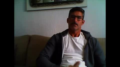 Snapshot of mindthestep chatting on February 22, 8:40 am MIND online show from February 22, 8:40 am