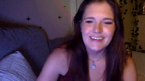 Snapshot of mindymounds chatting on July 12, 6:04 am Mindy online show from July 12, 6:04 am