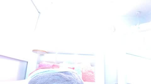 minene_mikami online show from April 11, 12:09 pm