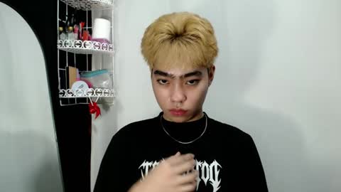 Snapshot of mingkla_man chatting on May 9, 2:55 pm mingkla_man online show from May 9, 2:55 pm