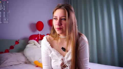 Snapshot of minhgrow chatting on February 15, 1:35 am Mary online show from February 15, 1:35 am