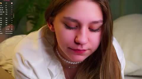 Snapshot of minhgrow chatting on February 17, 1:24 am Mary online show from February 17, 1:24 am