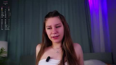 Mary online show from March 19, 2:04 am