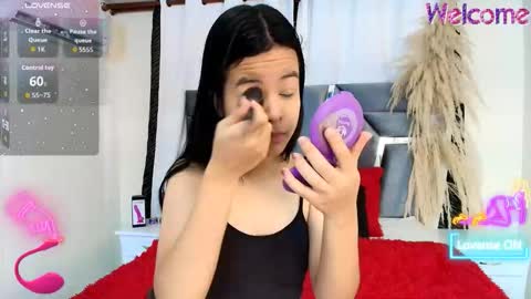 minilove_01 online show from December 1, 1:16 pm