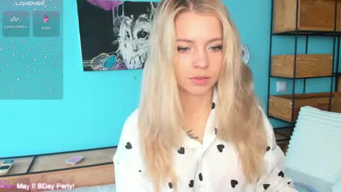 minionfriend online show from April 18, 9:46 am