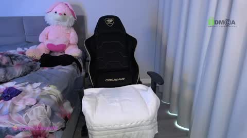 Kate online show from March 11, 5:02 am