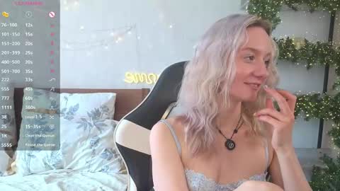 Snapshot of minnietammy chatting on May 27, 1:57 am Mary is here 3 My favorite patterns 77143222321Try my private online show from May 27, 1:57 am