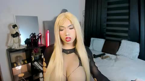 MARIANE online show from February 14, 8:38 pm