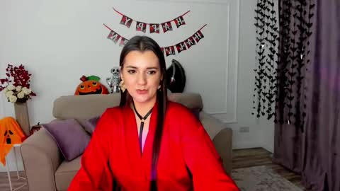 Jessi online show from November 6, 8:32 pm