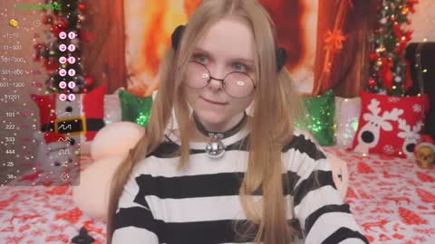 Vikki online show from December 7, 6:21 am