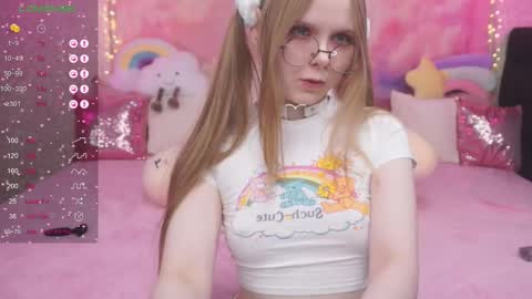 Vikki online show from March 8, 10:32 am