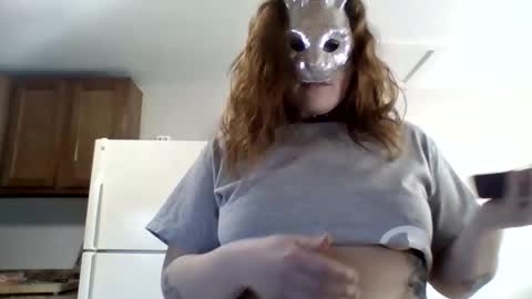 Snapshot of minxxx34 chatting on February 4, 10:15 pm minxxx34 online show from February 4, 10:15 pm