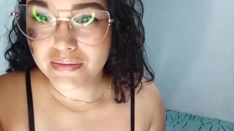 Snapshot of mira_cherry chatting on October 26, 5:46 am mira_cherry online show from October 26, 5:46 am